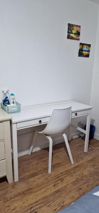 Cozy Double Bedroom In Zone 1-2 Central Londra Esterno foto